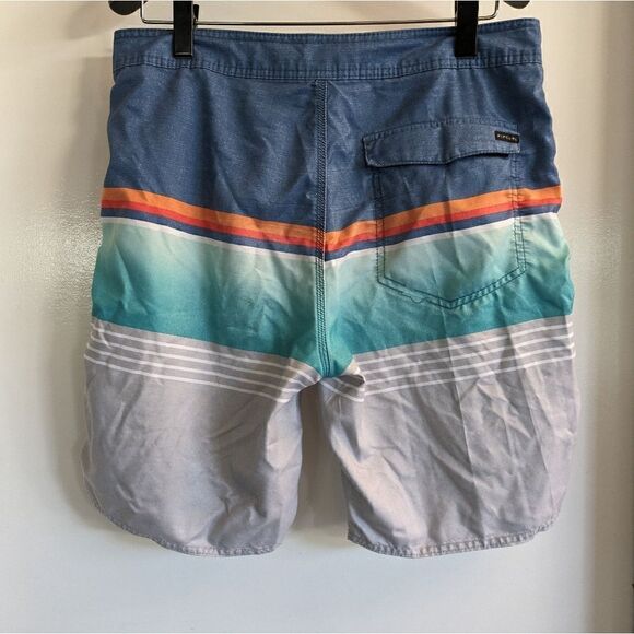 Rip Curl Mirage Board Short, Size 34 - Picture 4 of 4